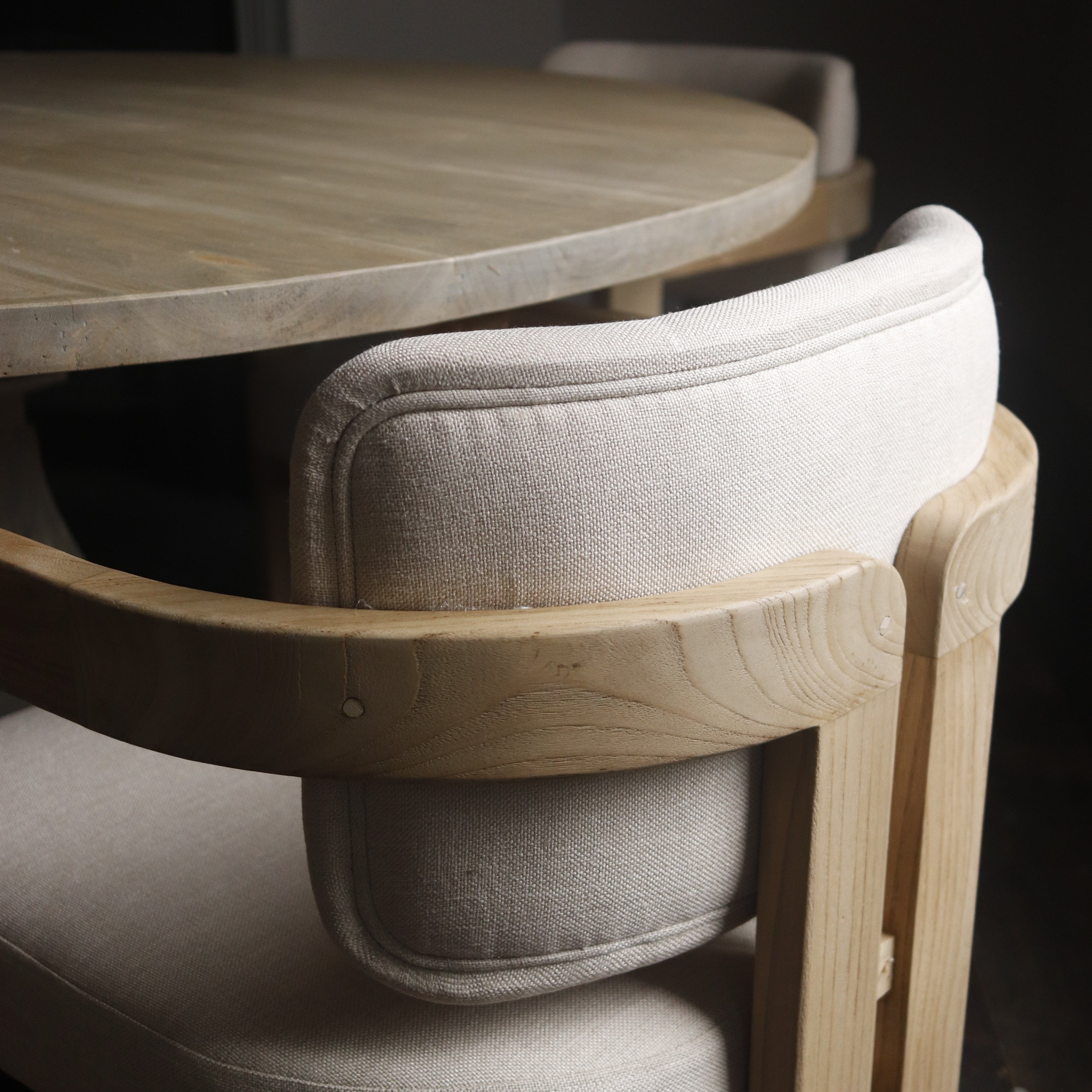 Teak Curved Arm Dining Chair - TH04 - Uneeka